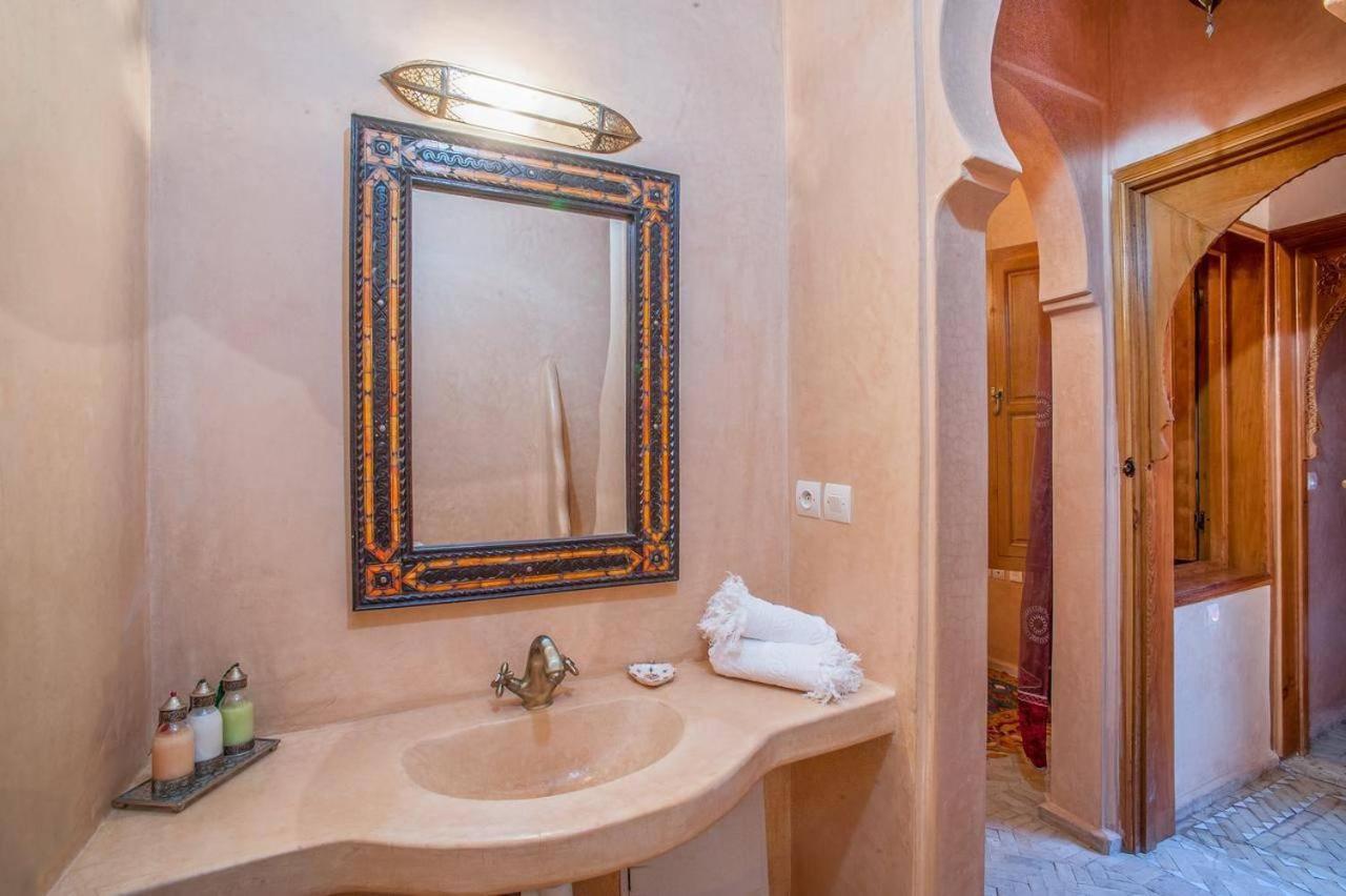 Riad Lakouas Marrakesh Exterior photo